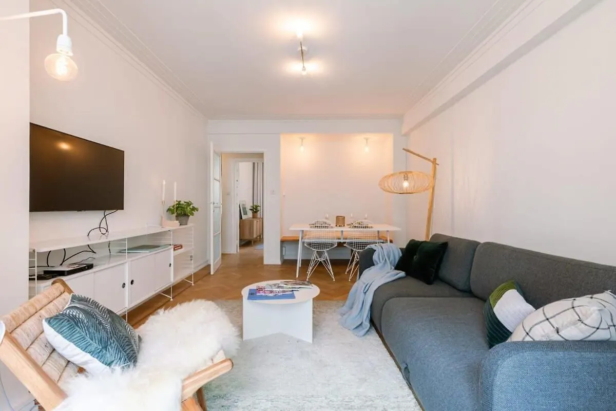 Huswell - Warm & Cozy Lateral Seaview Apartment Ostend