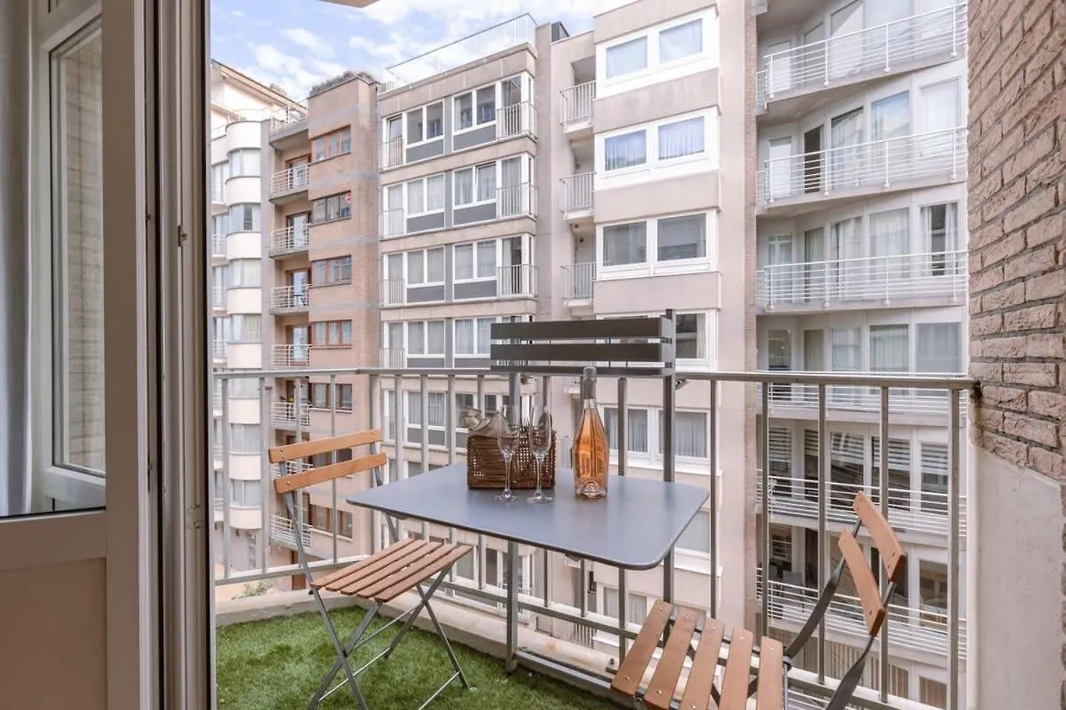 Huswell - Warm & Cozy Lateral Seaview Apartment Ostend