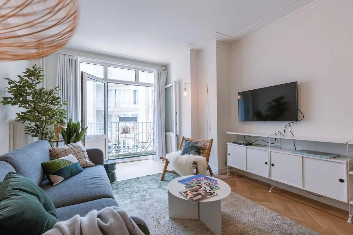 Huswell - Warm & Cozy Lateral Seaview Apartment Ostend