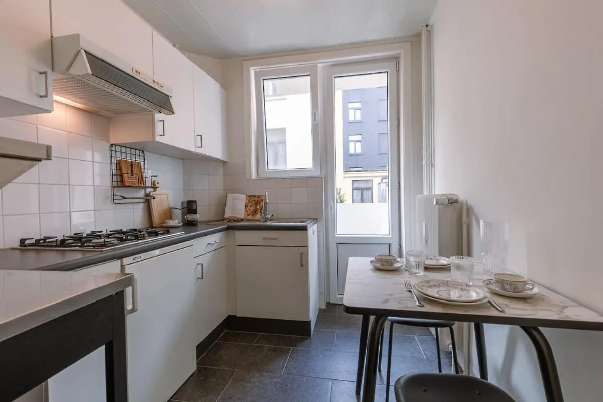 Huswell - Warm & Cozy Lateral Seaview Apartment Ostend