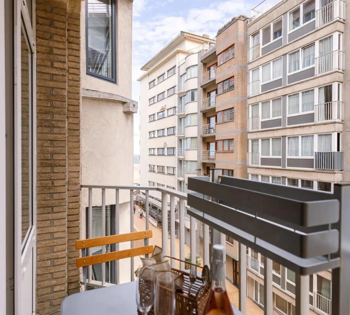 Huswell - Warm & Cozy Lateral Seaview Apartment Ostend